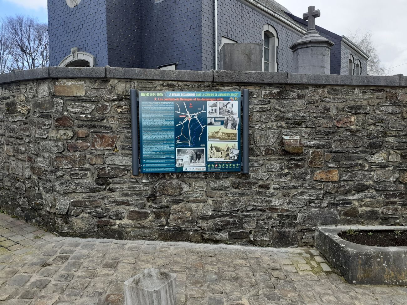 3ème panneau du parcours de mémoire La Bataille des Ardennes